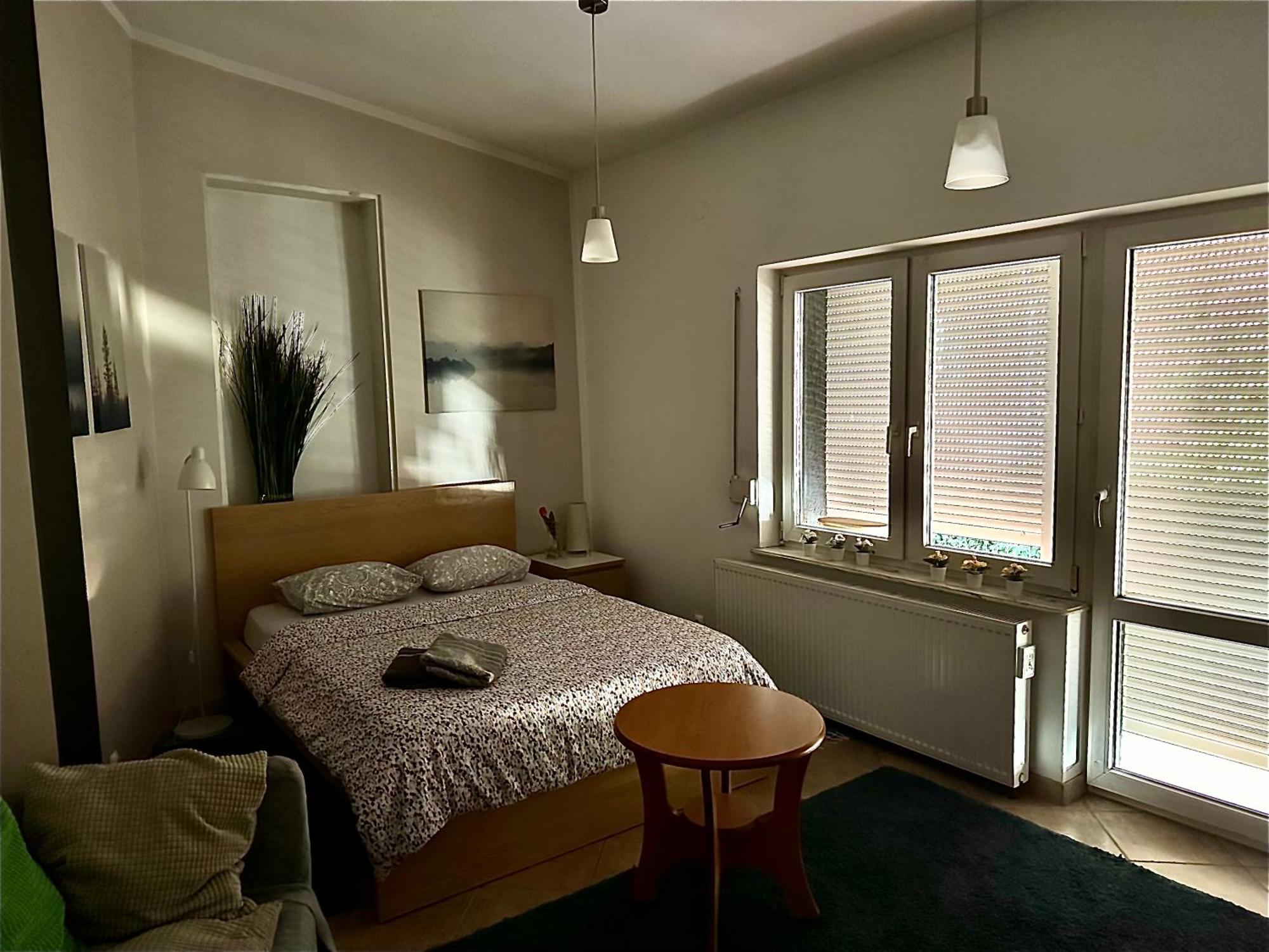 זיילונה גאורה Apartament Starowka מראה חיצוני תמונה